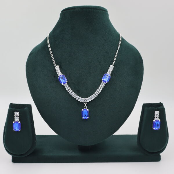 Necklace Blue B#YG00000305