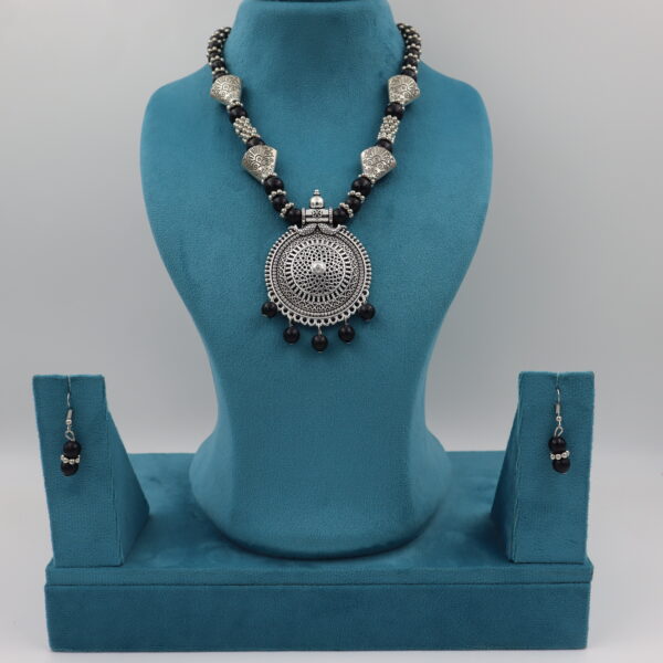 Necklace Black B#YG00000304 O