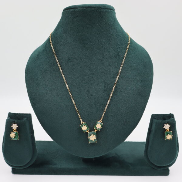 Necklace Green B#YG00000253 B